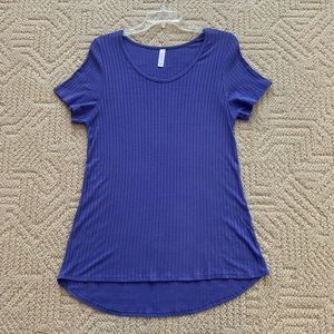 LuLaRoe Large Classic Tee